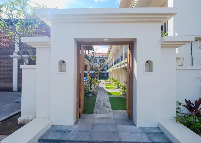 Hotel Puri Kaja House