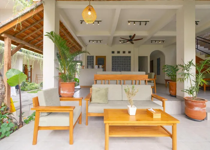 Puri Kaja House Hotel 2*